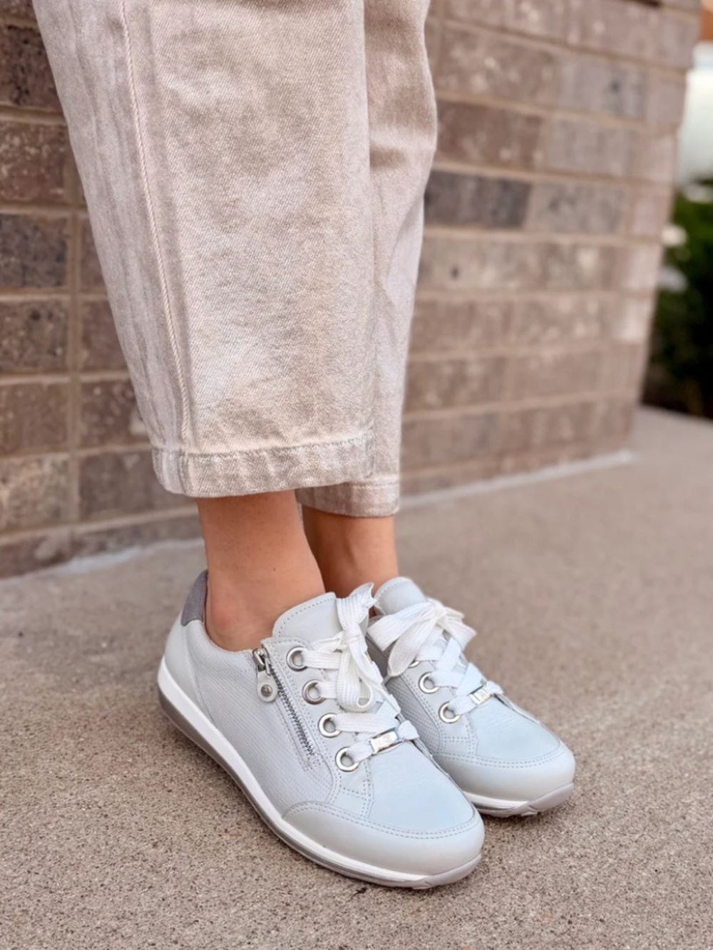 Ara Ollie Laceup Sneaker in Nebbia/White/Dusty